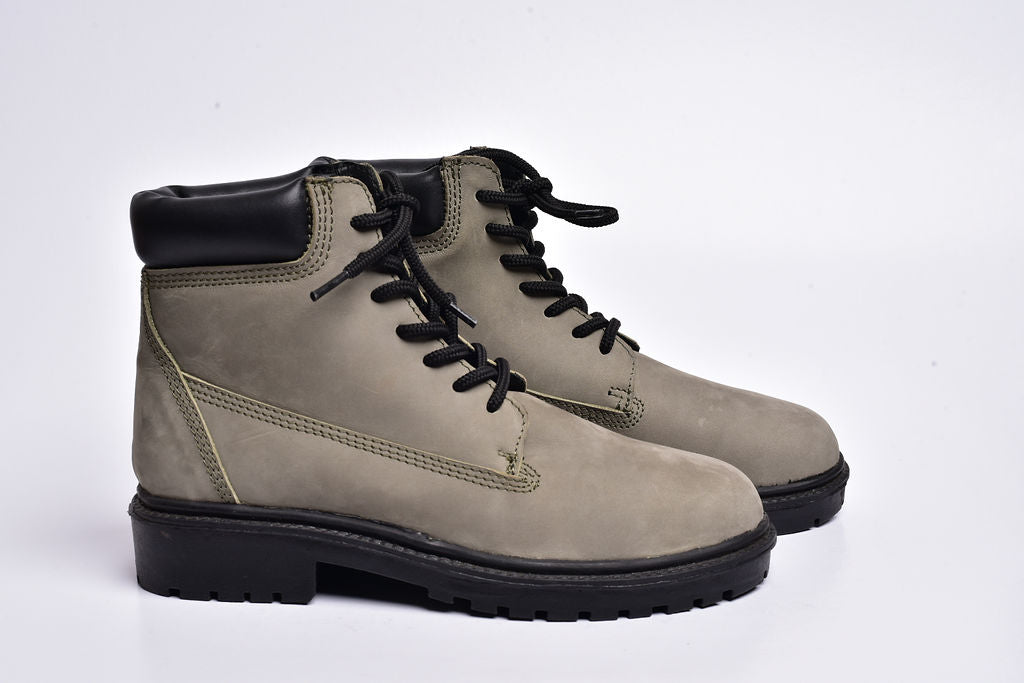 Colorado boot in olive nubuck leather and aspen soles