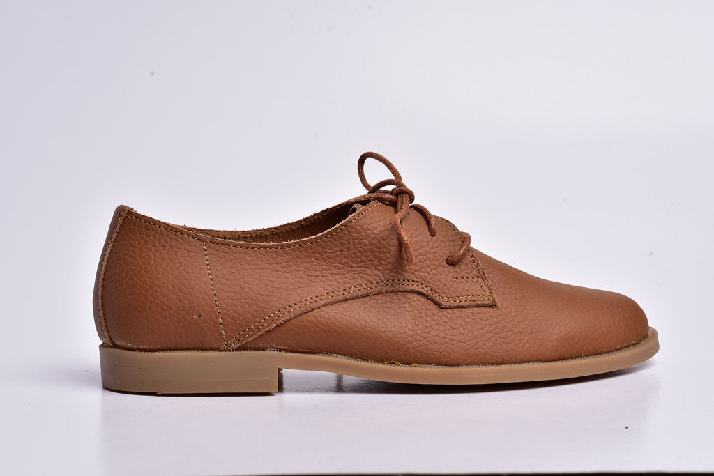 Ciao shoes in sugar almond milled leather