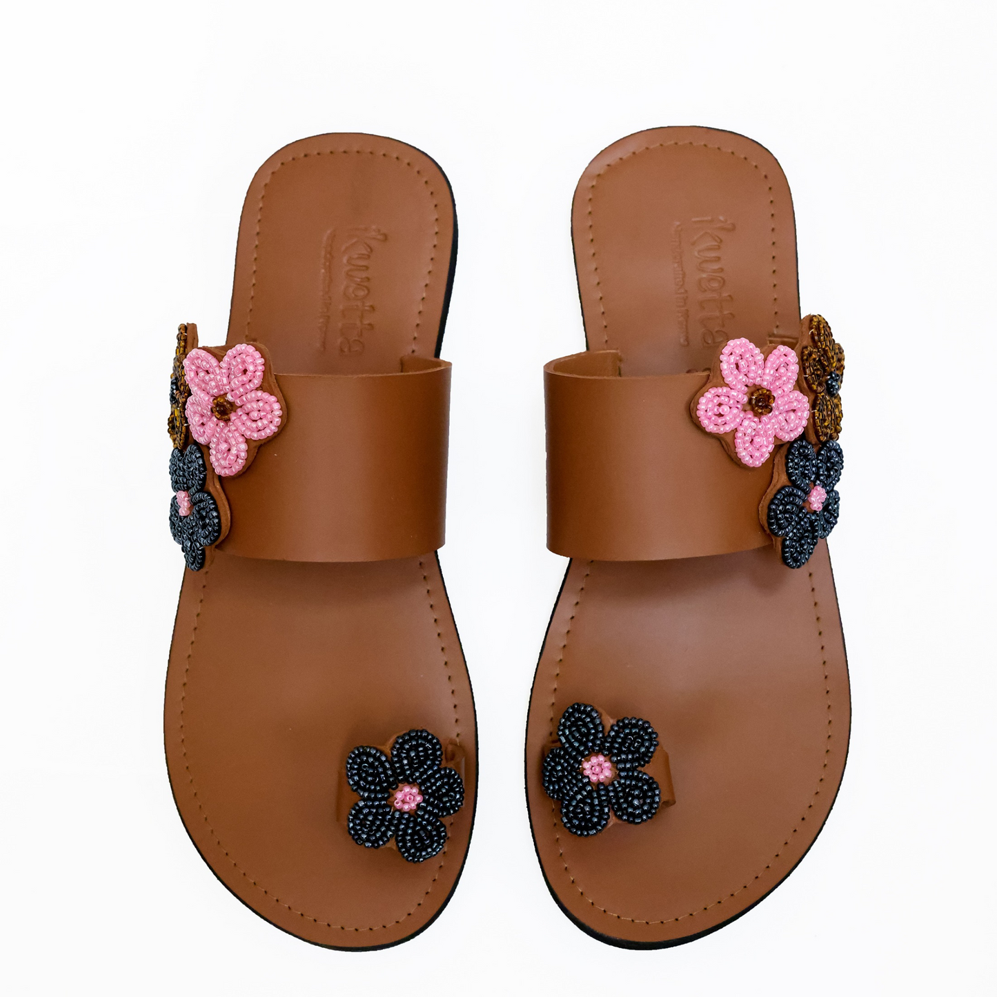 Nzuri sandals in caramel smooth leather  with baedwork