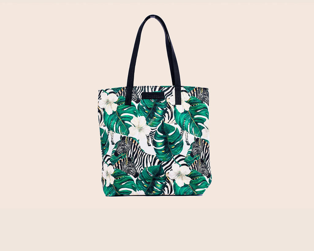 Market tote in zebra print canvas and leather handles